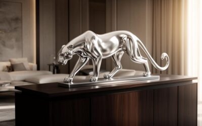 Statue panthère argentée abstraite : entre art contemporain et artisanat décoratif du XXe siècle